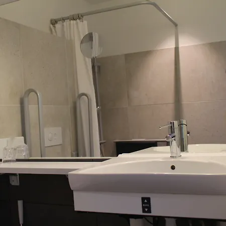 Fuglsangcentret Отель Фредерисия